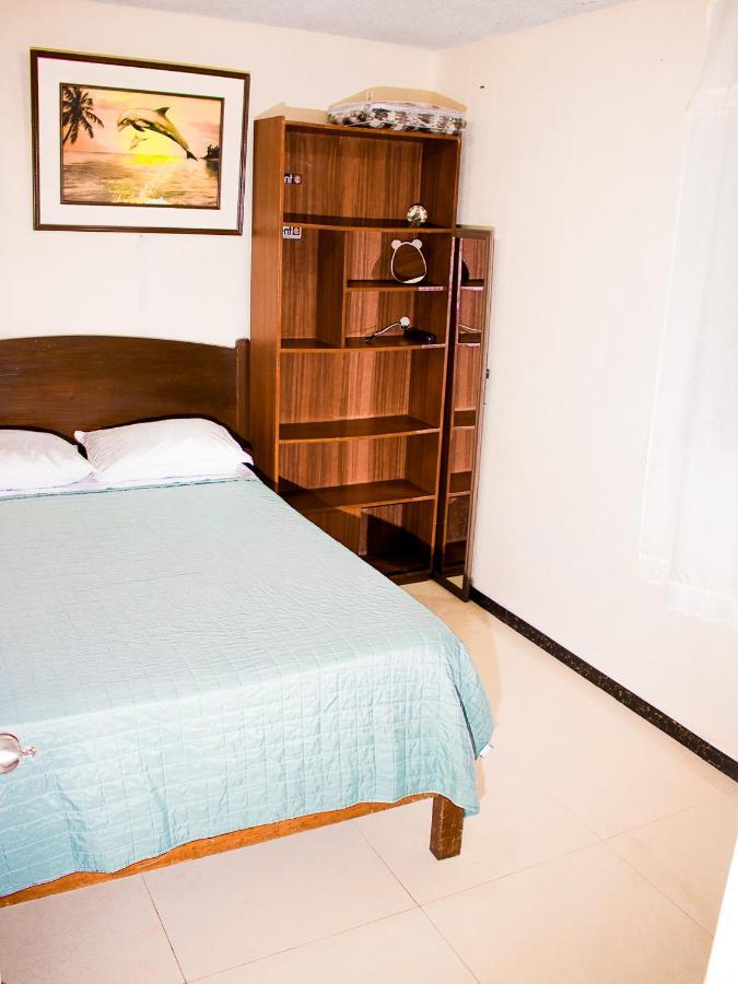 The White Lion 2 / 10 Min Airport Apartment Lima Bagian luar foto